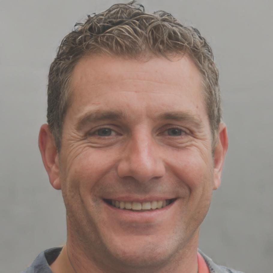 Portrait de Léonard Vasseur, spécialiste planification financière